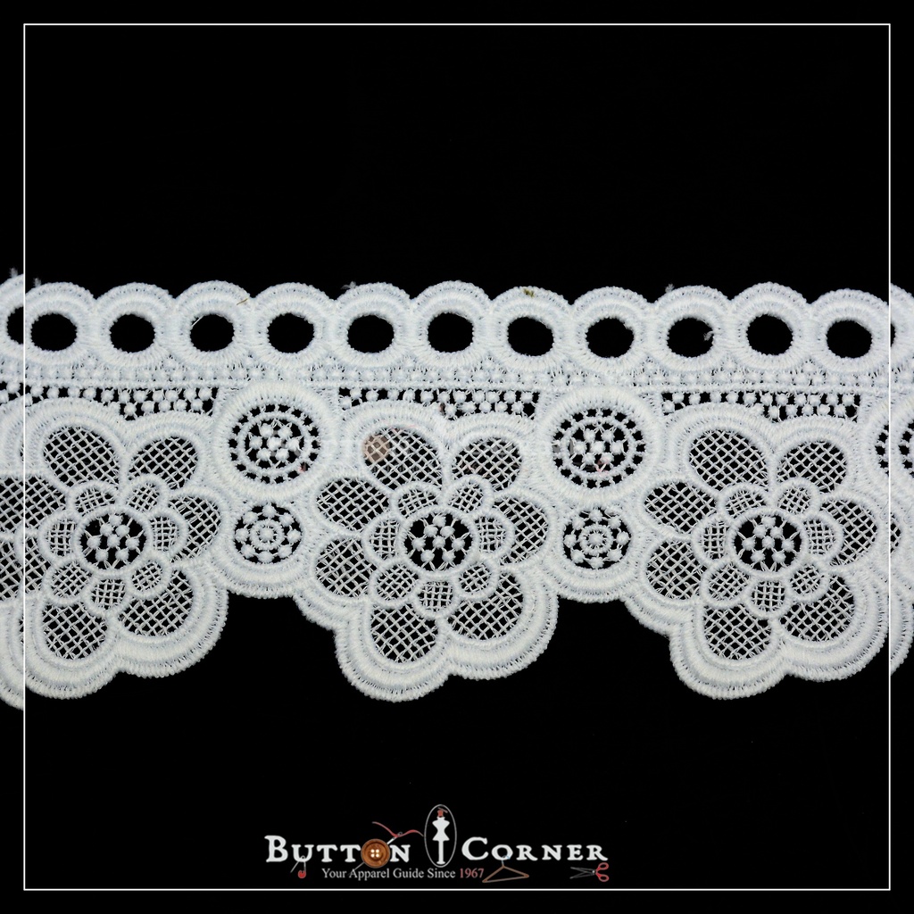 One Side Border Shuttle Lace