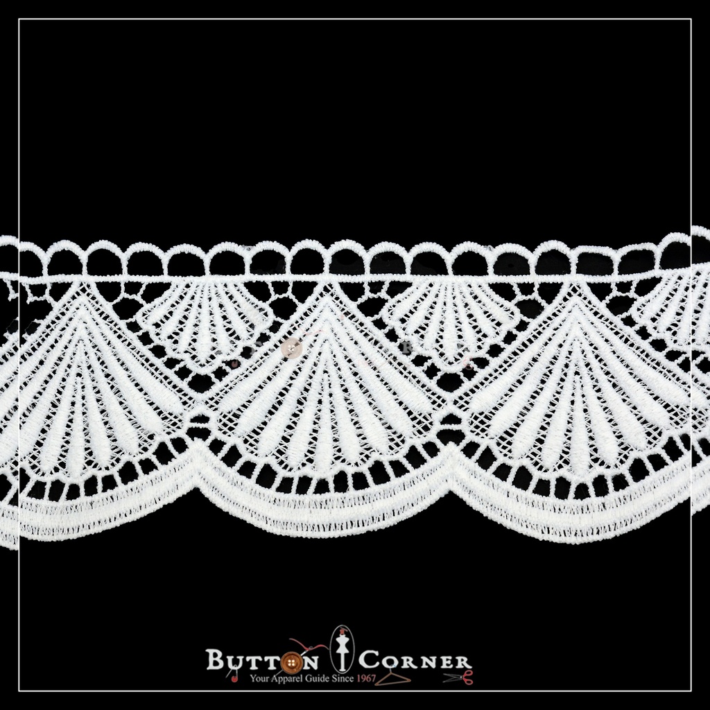 One Side Border Shuttle Lace