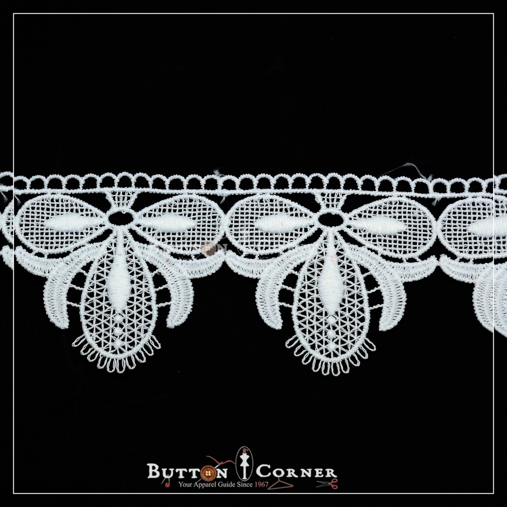 One Side Border Shuttle Lace