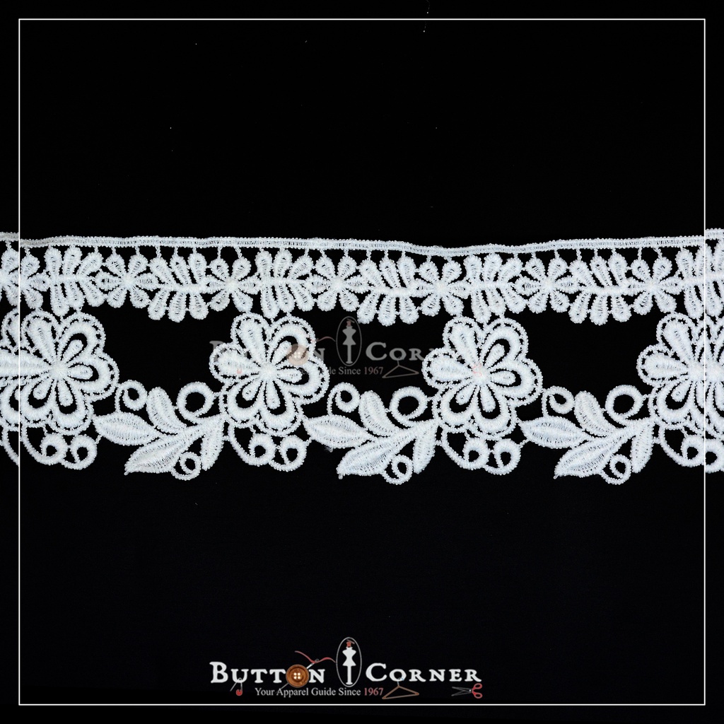 One Side Border Shuttle Lace