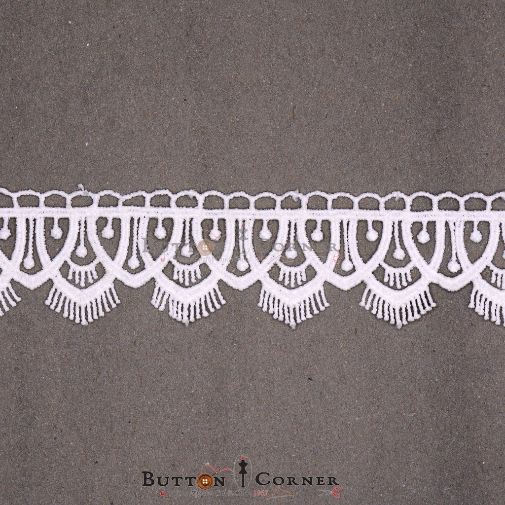 One Side Border Shuttle Lace