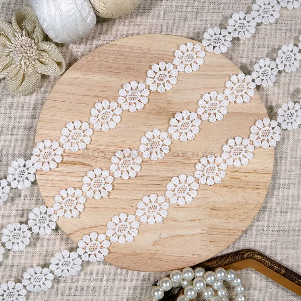Blossom Design Shuttle Lace