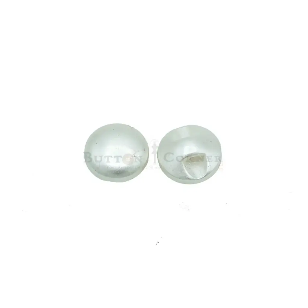 Rounded Surface Flat Tunnel Pearl Button