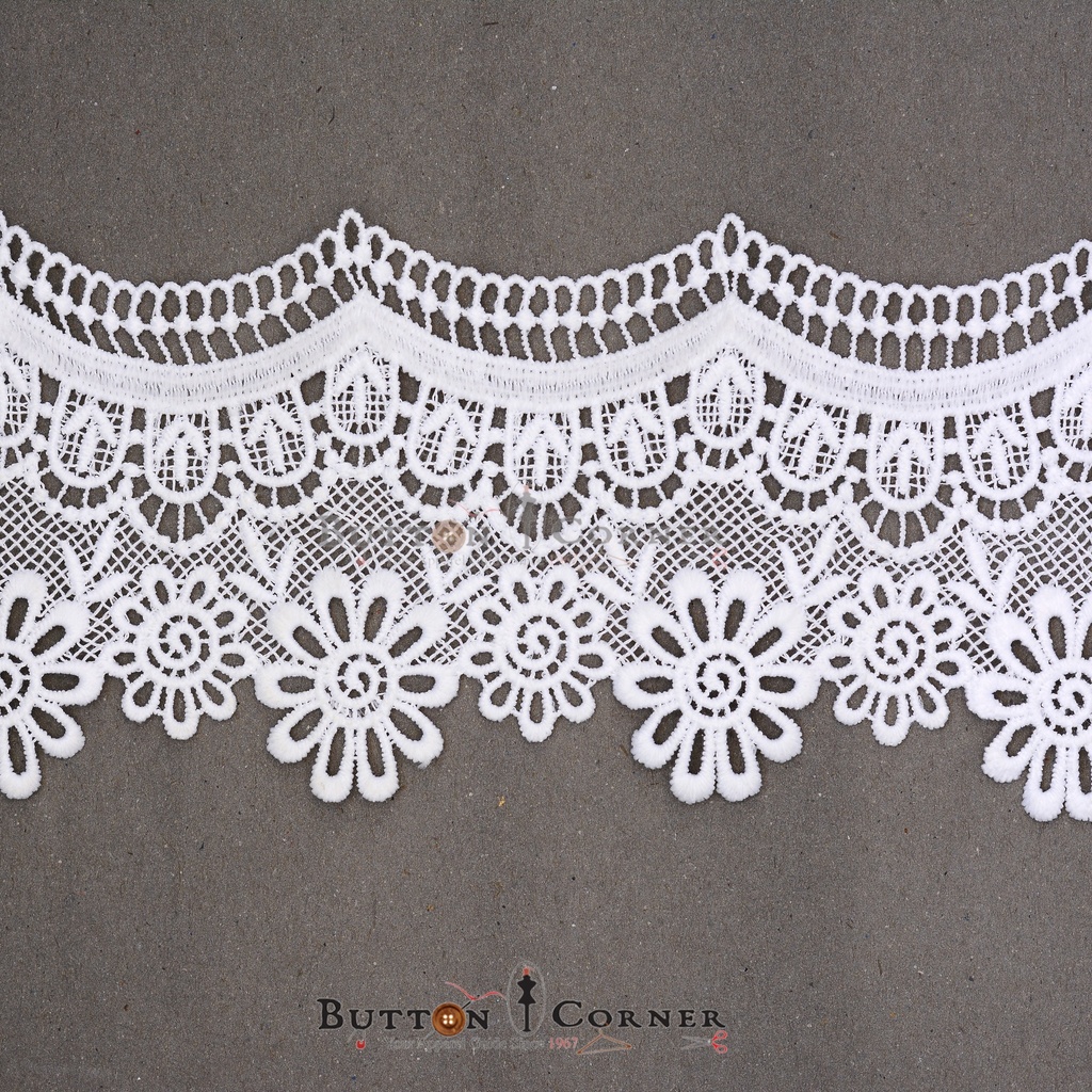 One Side Border Shuttle Lace
