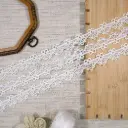 One Side Border Shuttle Lace