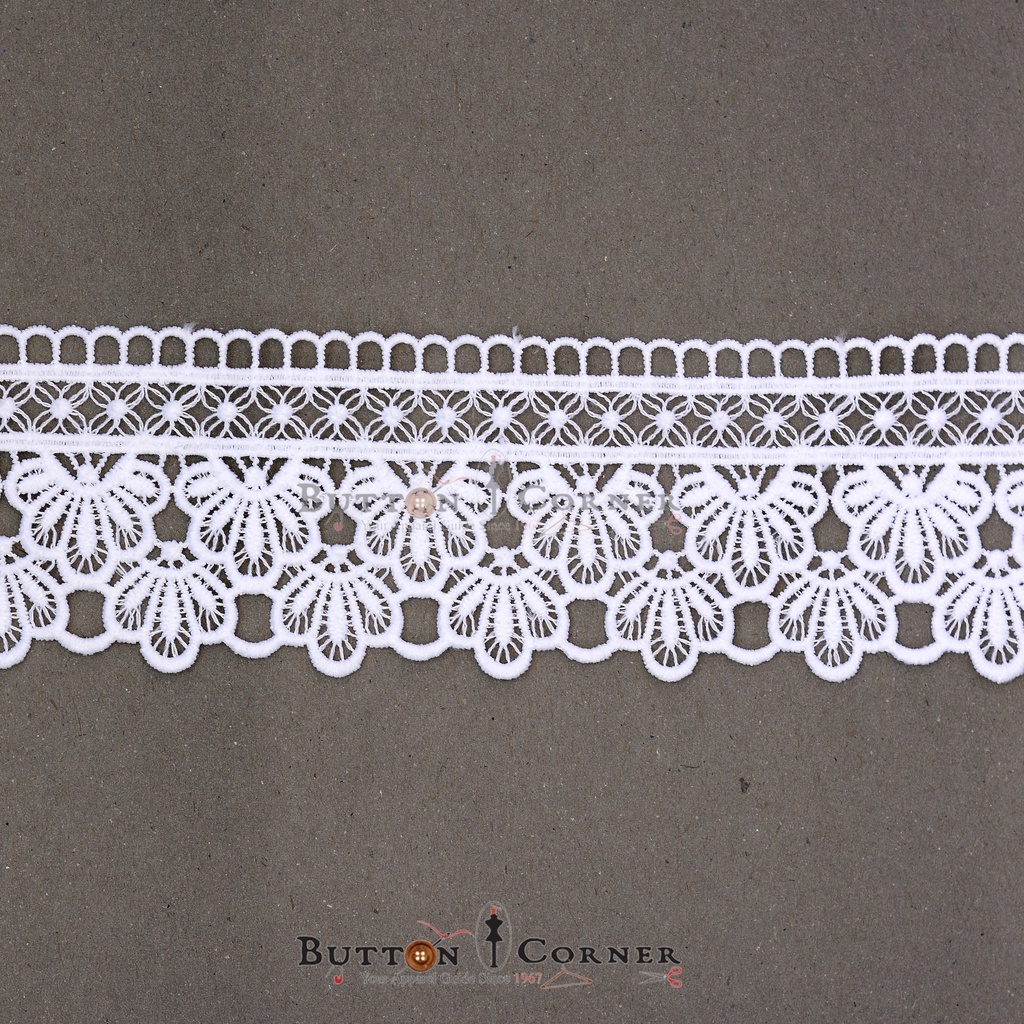 One Side Border Shuttle Lace