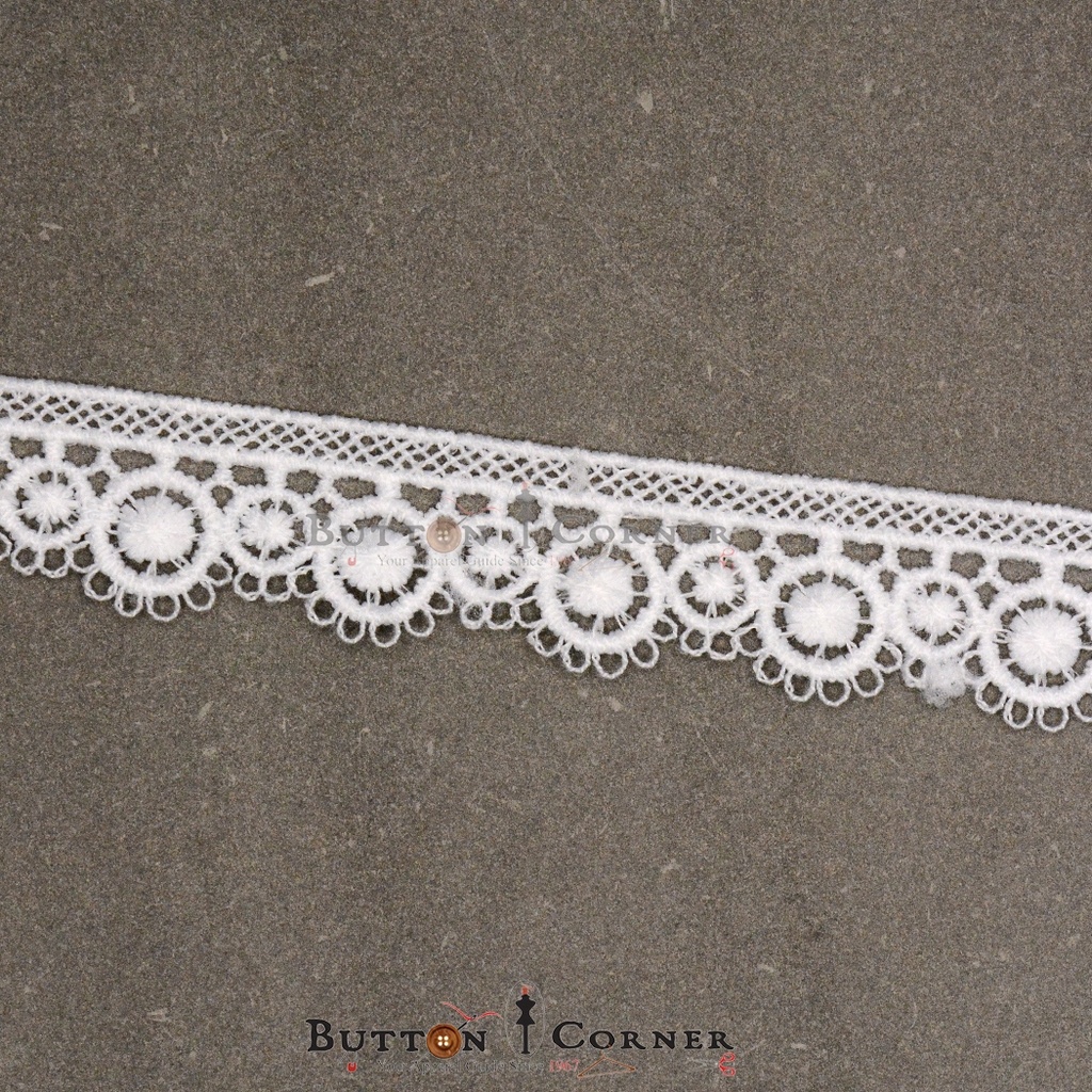 One Side Border Shuttle Lace