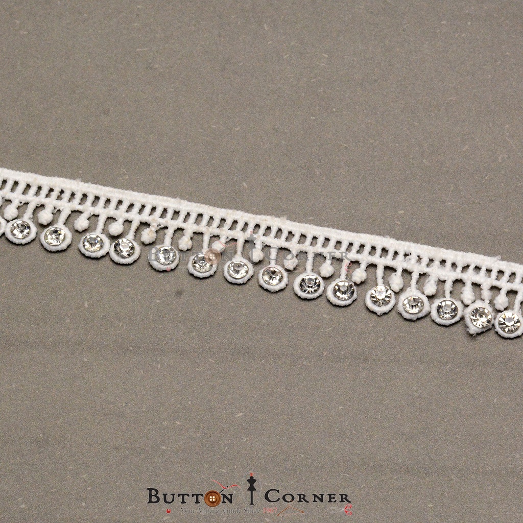 One Side Border Stone Shuttle Lace