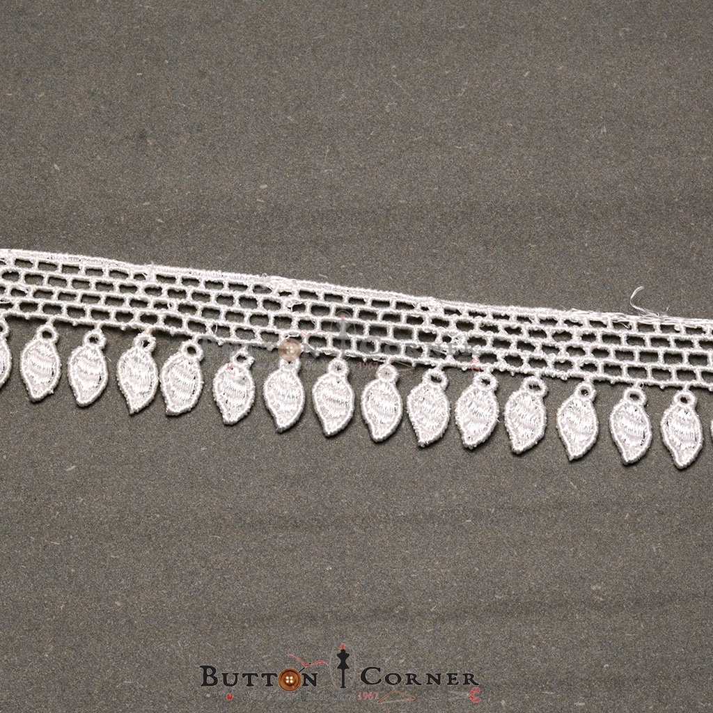 One Side Border Shuttle Lace