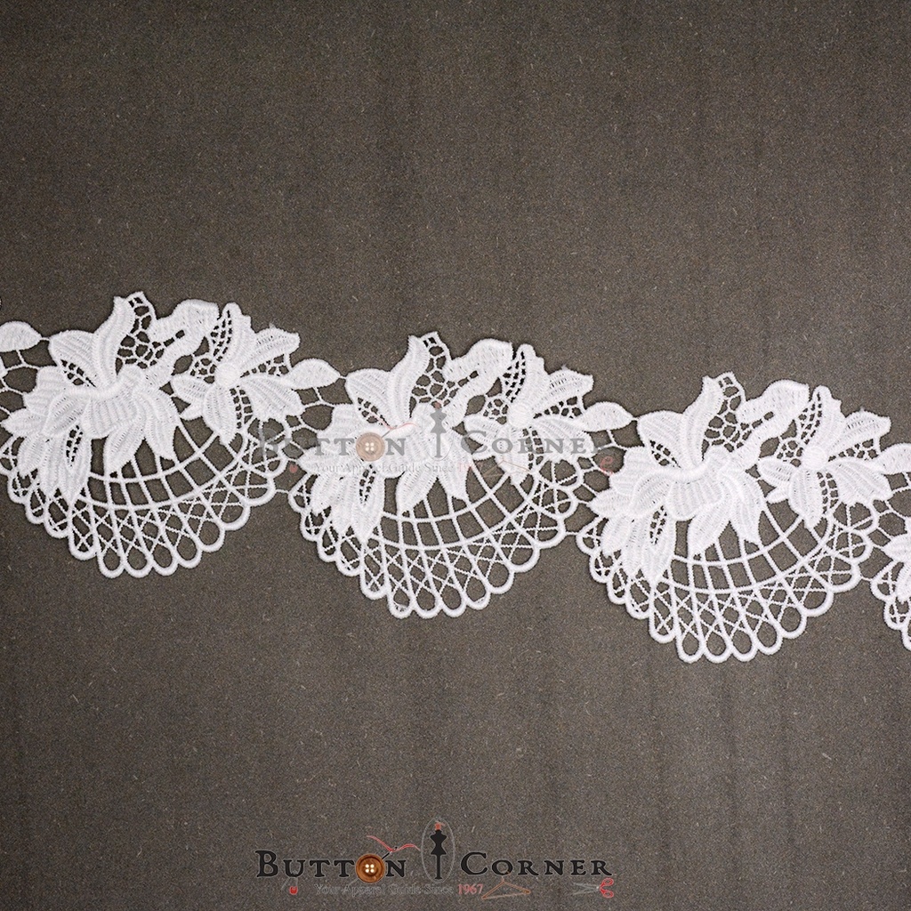 Applique Shuttle Lace