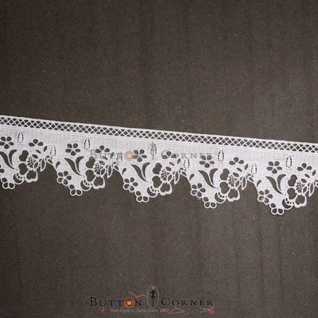 One Side Border Shuttle Lace