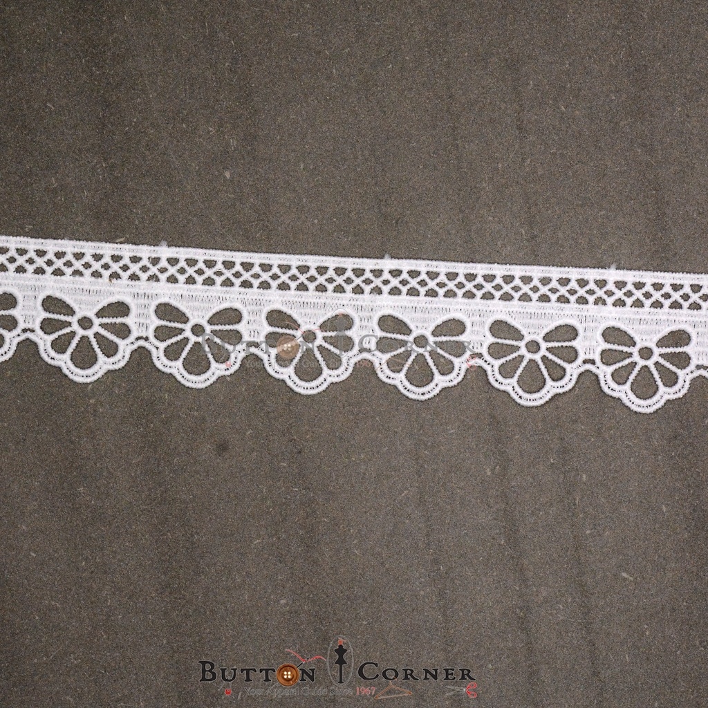 One Side Border Shuttle Lace