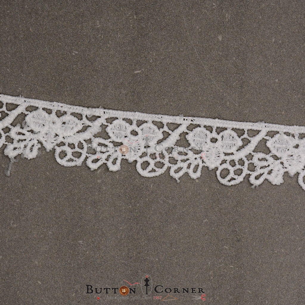 One Side Border Shuttle Lace