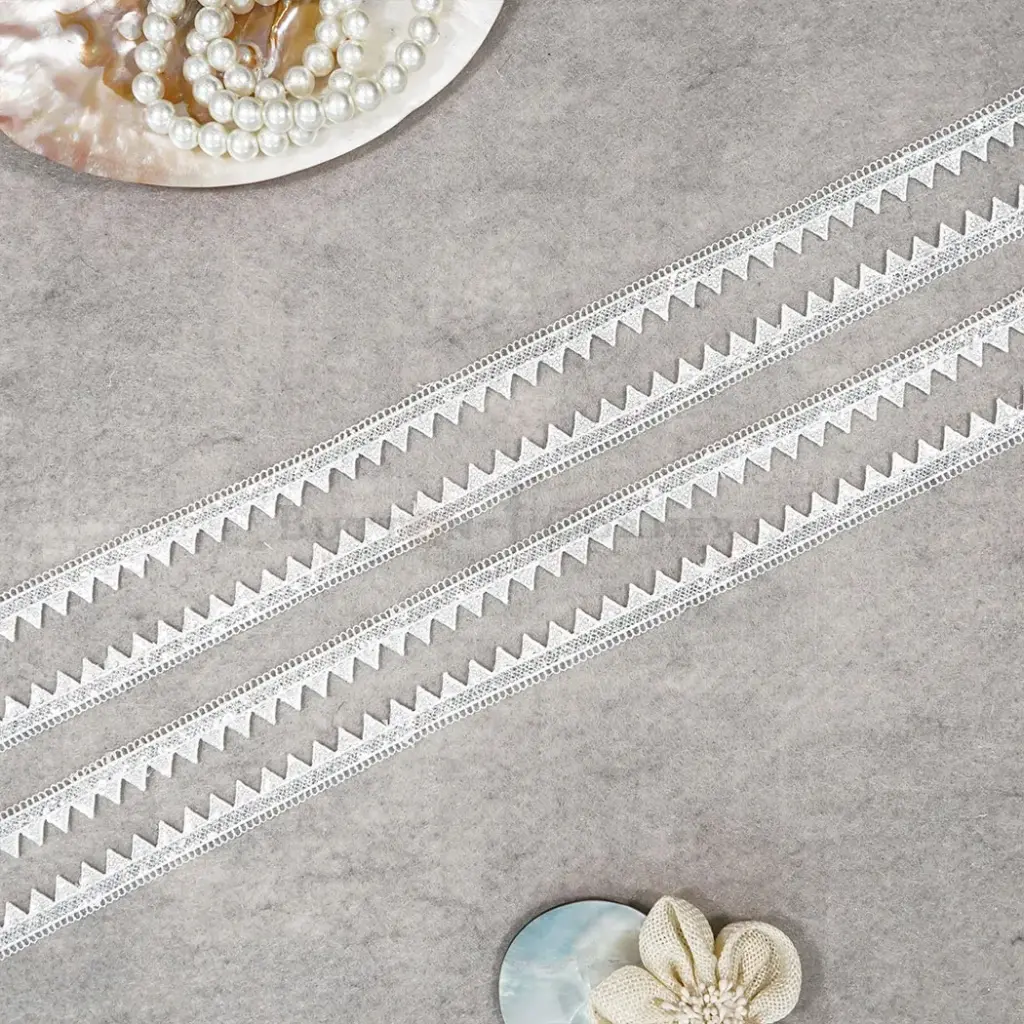 One Side Border Shuttle Sequence Lace