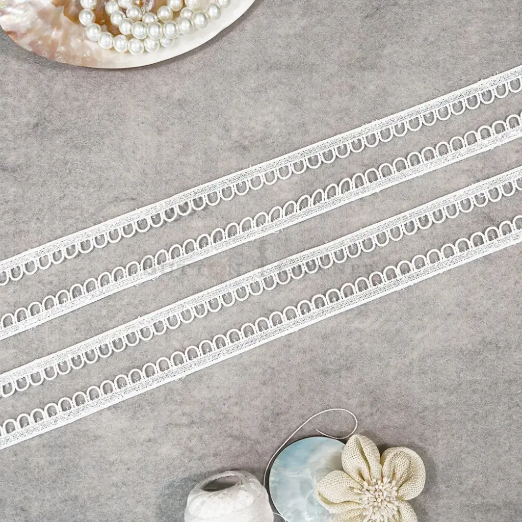 One Side Border Shuttle Sequence Lace