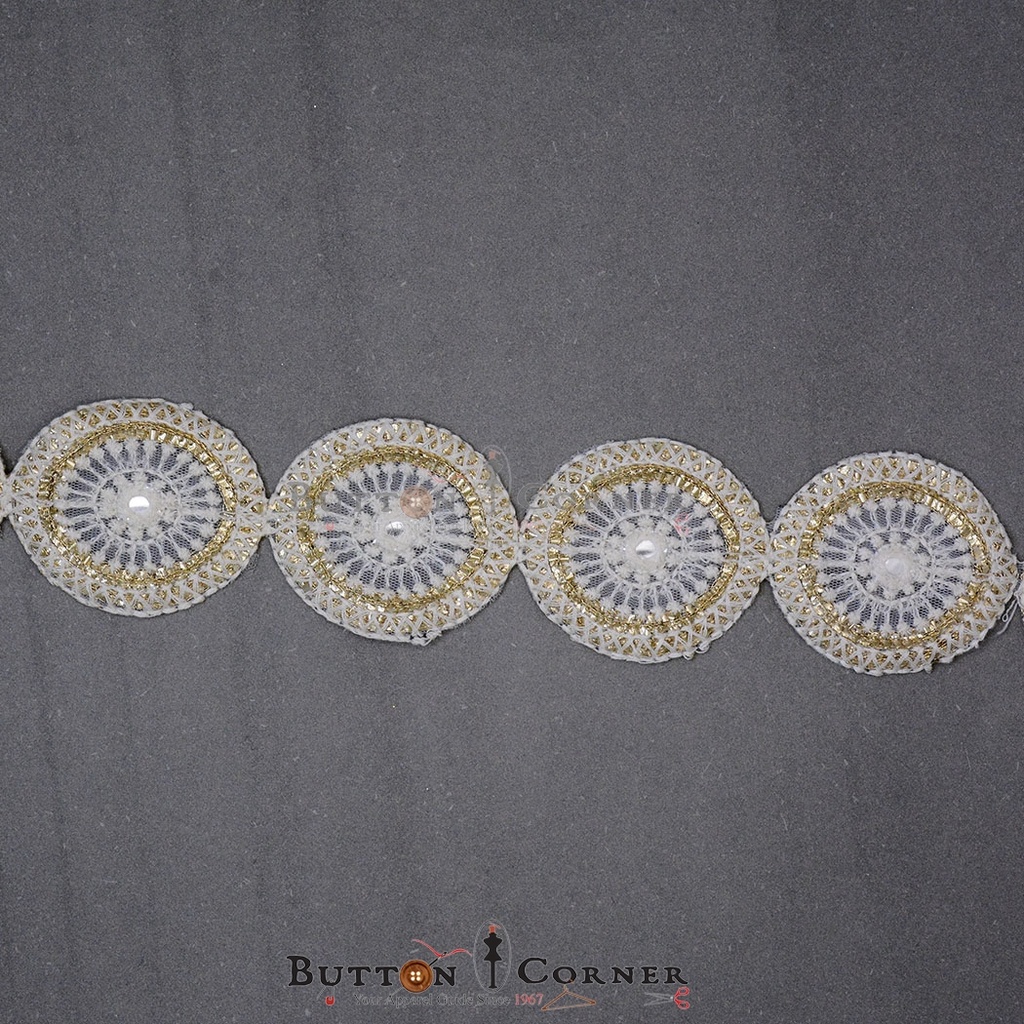 Fancy Metallic Yarn Embroidery Lace