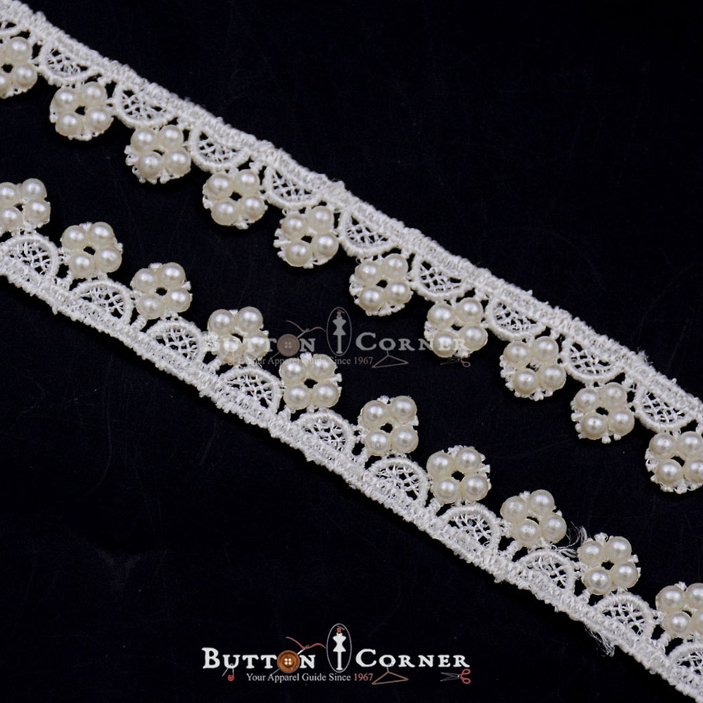 One Side Border Pearl Shuttle Lace