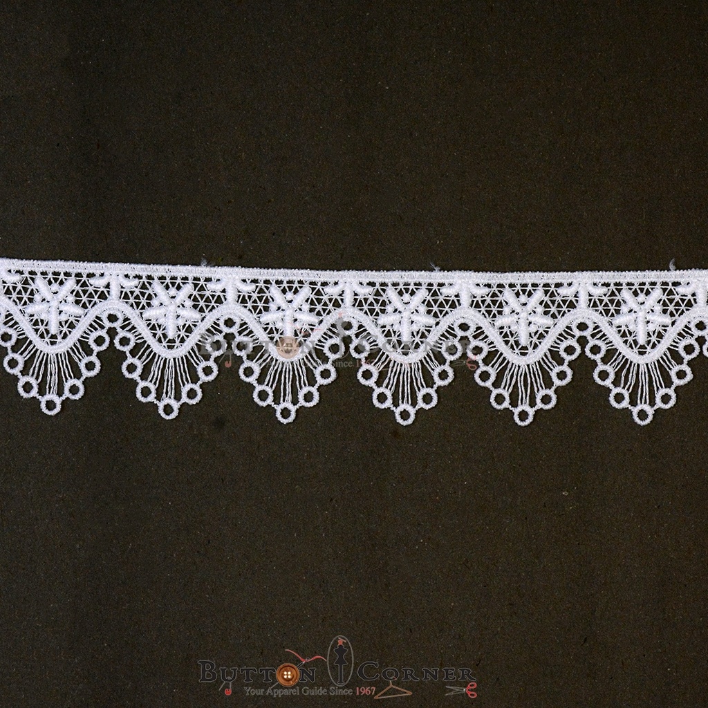 One Side Border Shuttle Lace