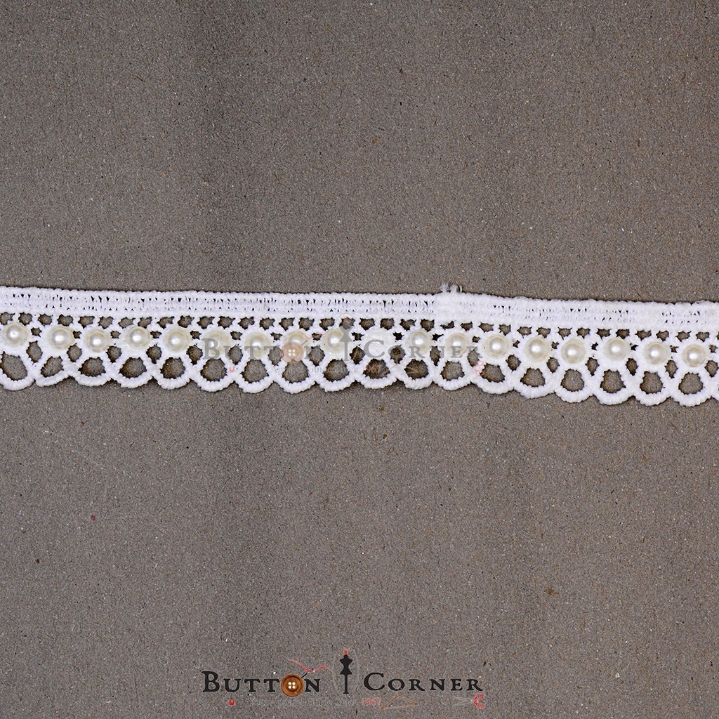 One Side Border Pearl Shuttle Lace