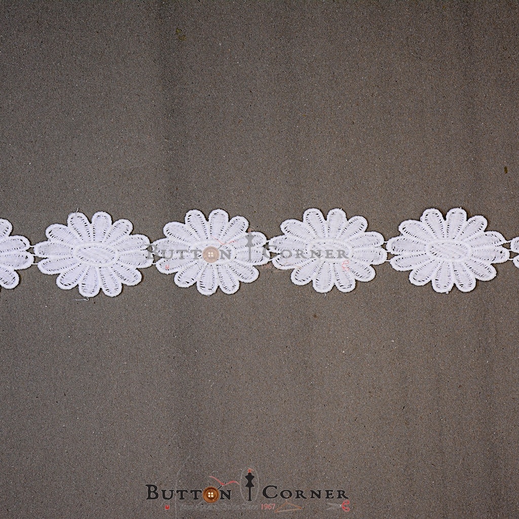 Sunflower Shape Shuttle Lace