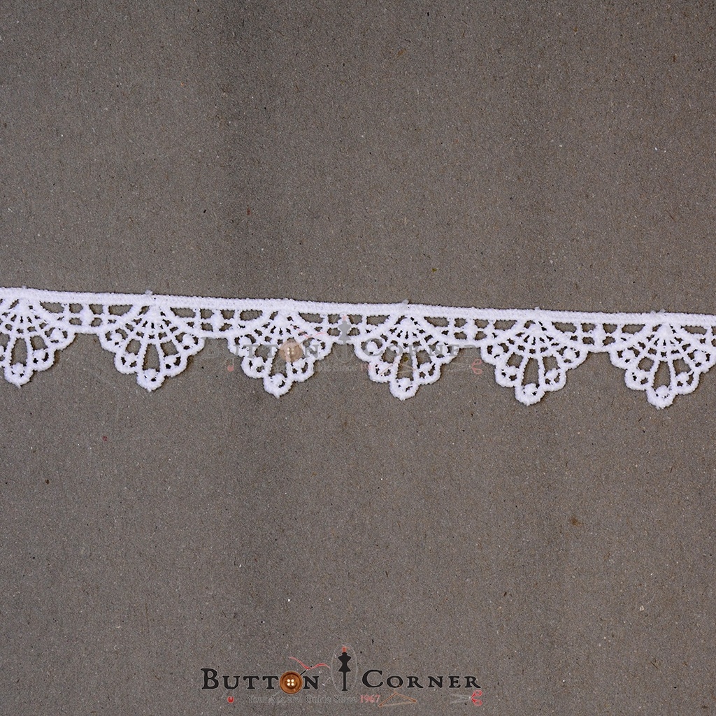 One Side Border Shuttle Lace