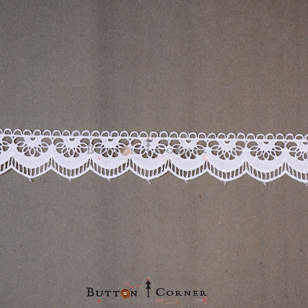 One Side Border Shuttle Lace