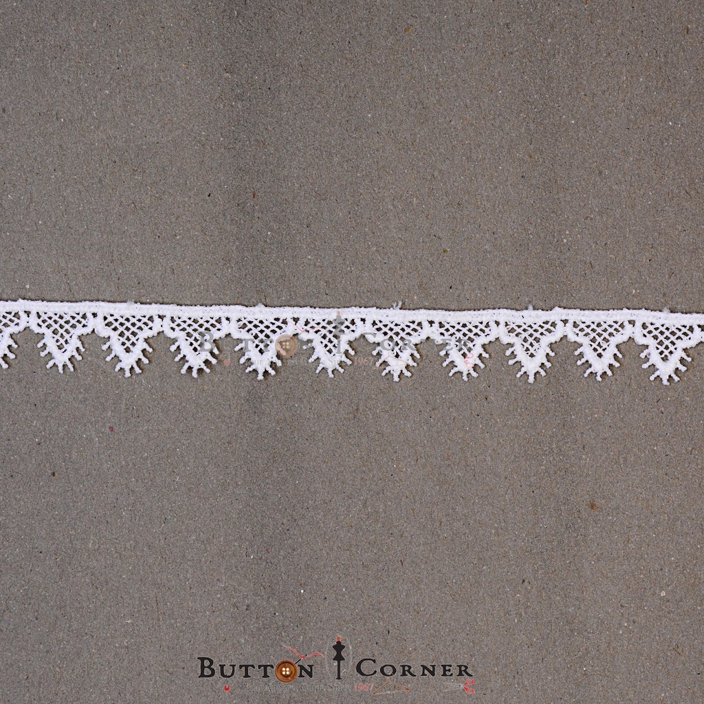 One Side Border Shuttle Lace