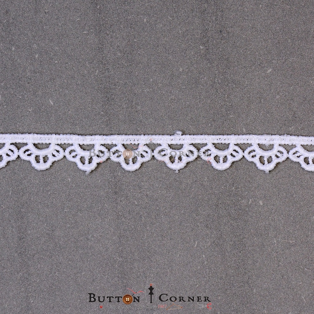 One Side Border Shuttle Lace