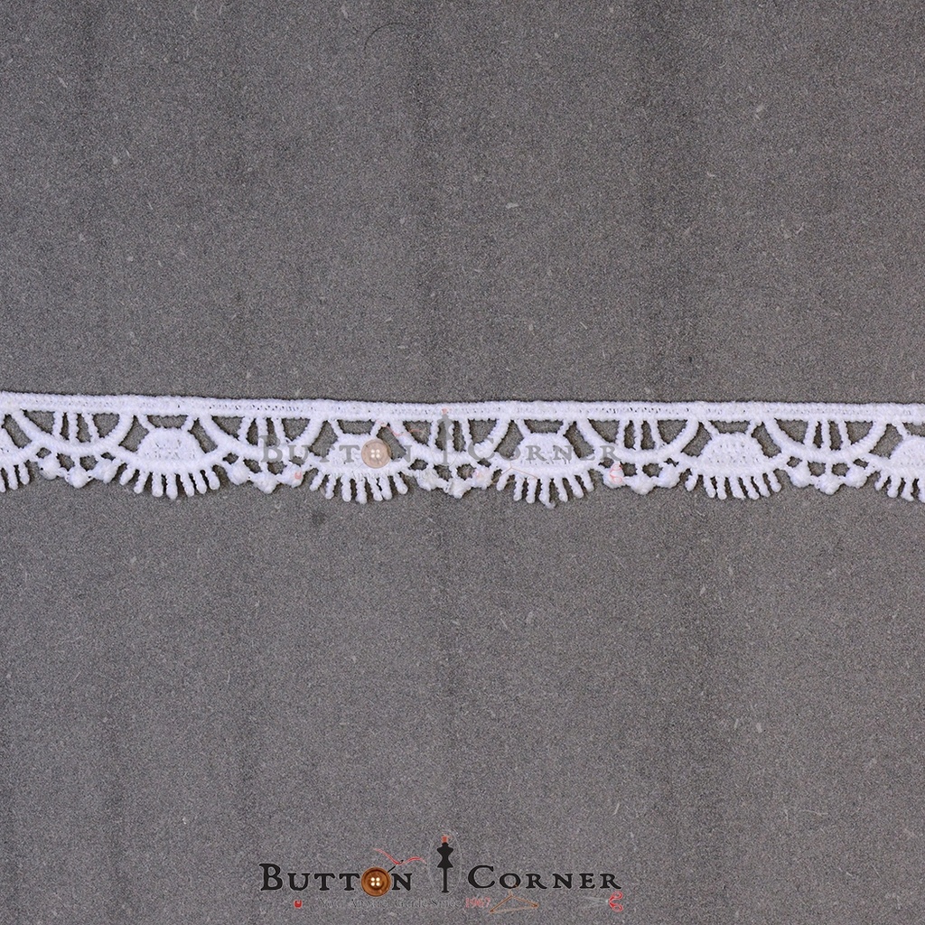 One Side Border Shuttle Lace