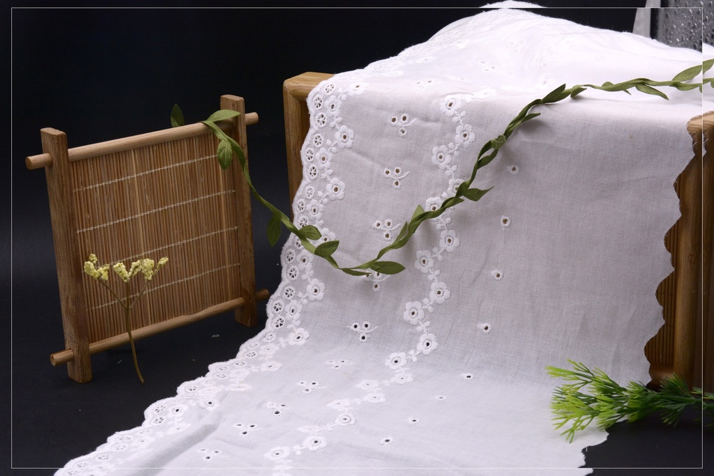 Cotton One Side Border Lace