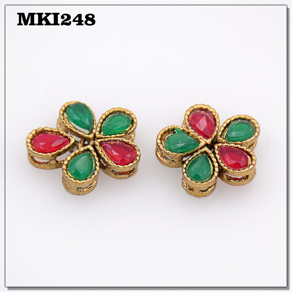 Flower Shape Crystal Fancy Button