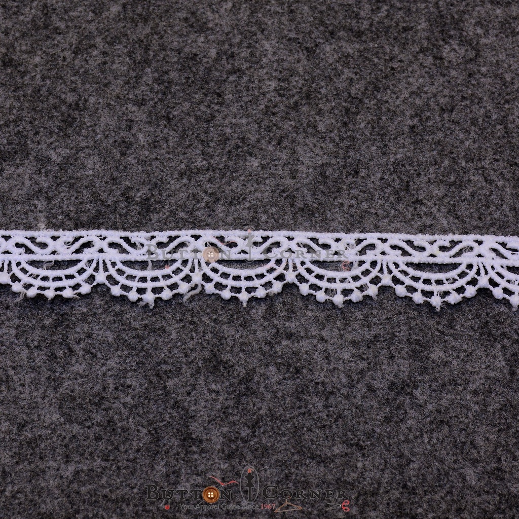 One Side Border Shuttle Lace