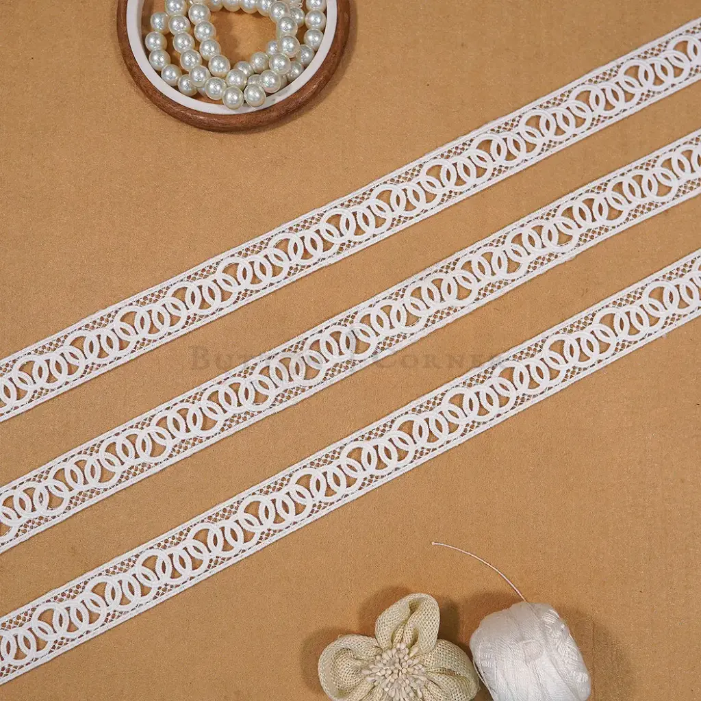 Double Side Border Shuttle Lace
