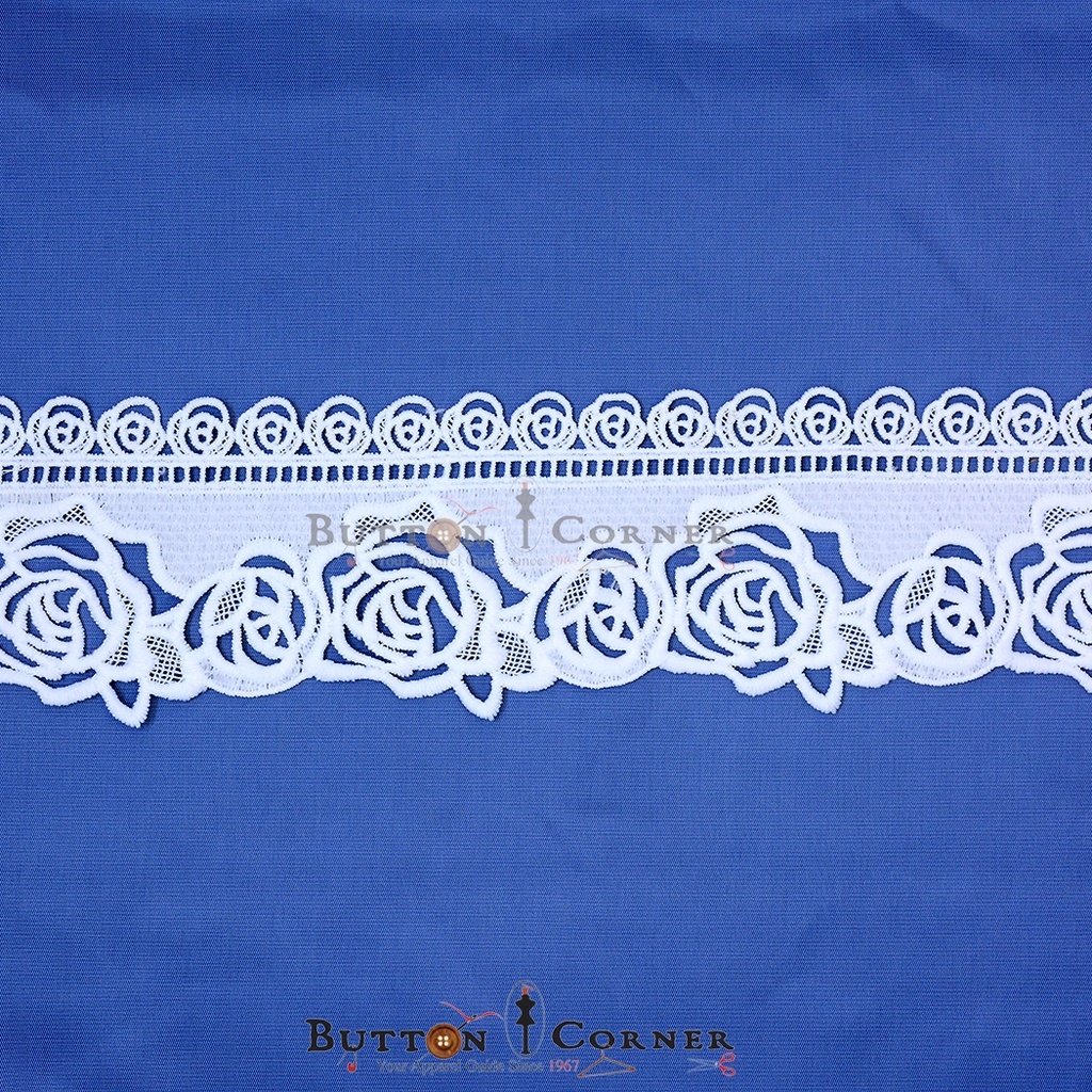 One Side Border Shuttle Lace