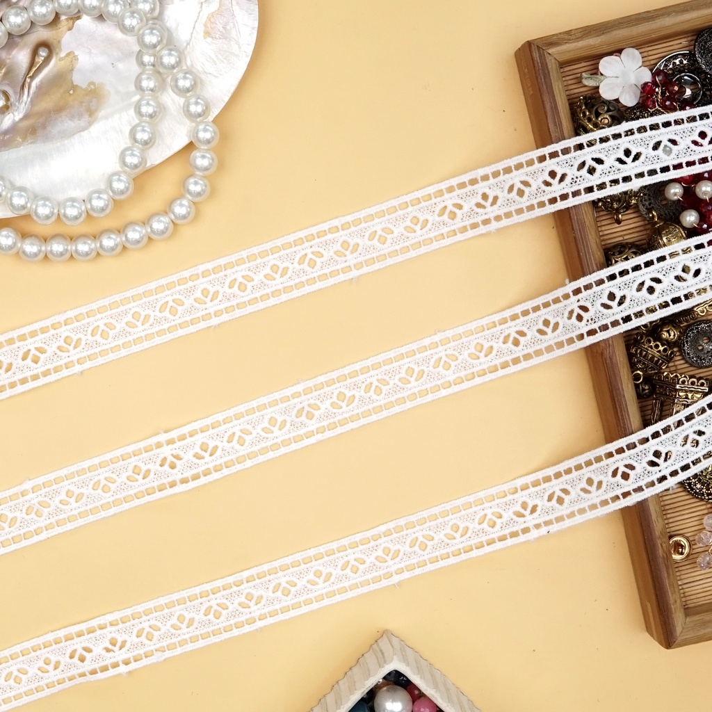 Double Side Border Shuttle Lace