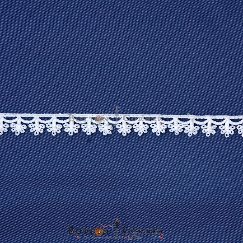 One Side Border Shuttle Lace
