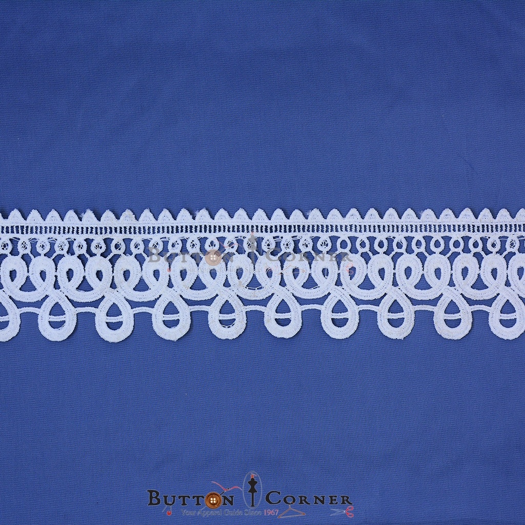 One Side Border Shuttle Lace