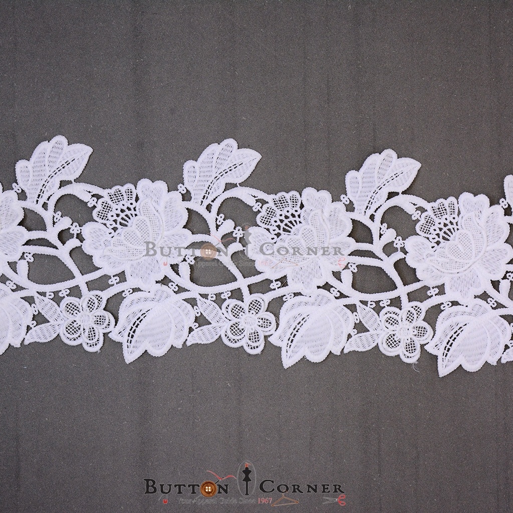 Flowers Design Shuttle Lace