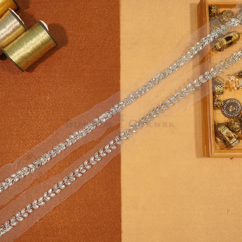 Leaf Pattern Fancy Kundan Lace