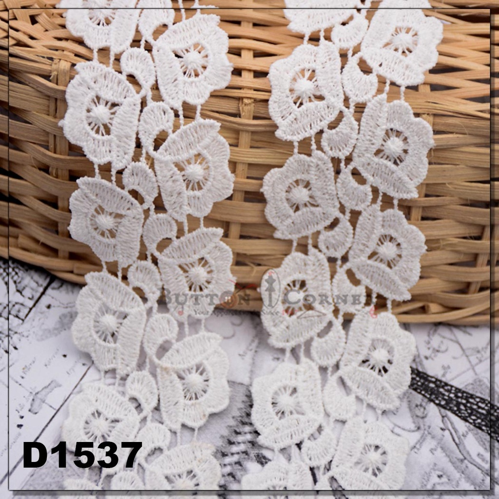 Shuttle Double Side Border Lace