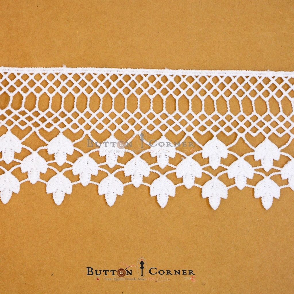 One Side Border Shuttle lace