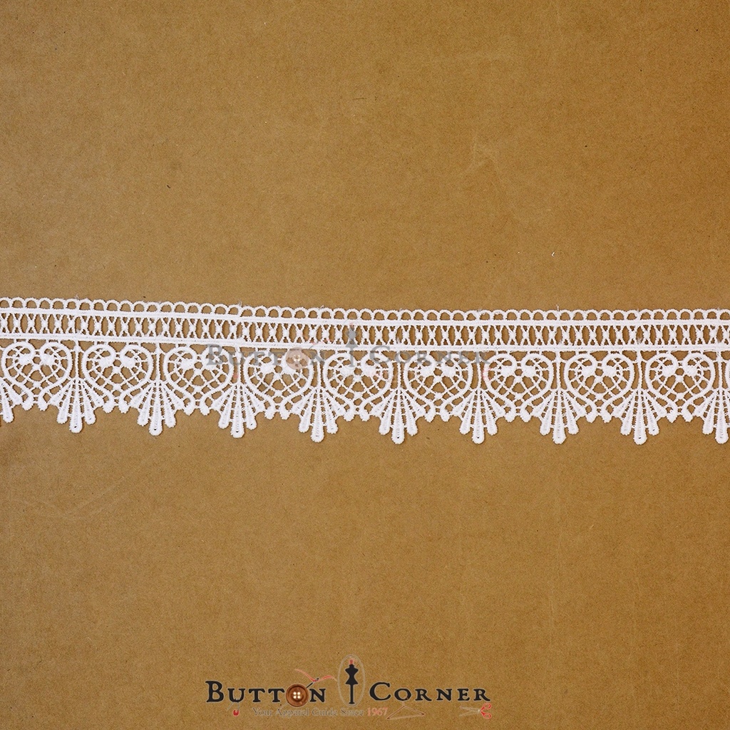 One Side Border Shuttle Lace