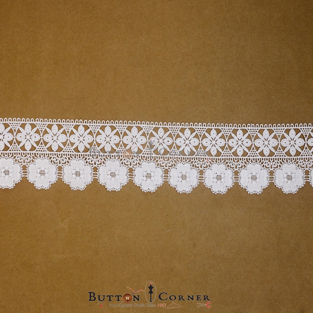 One Side Border Shuttle Lace