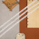 One Side Border Shuttle Lace