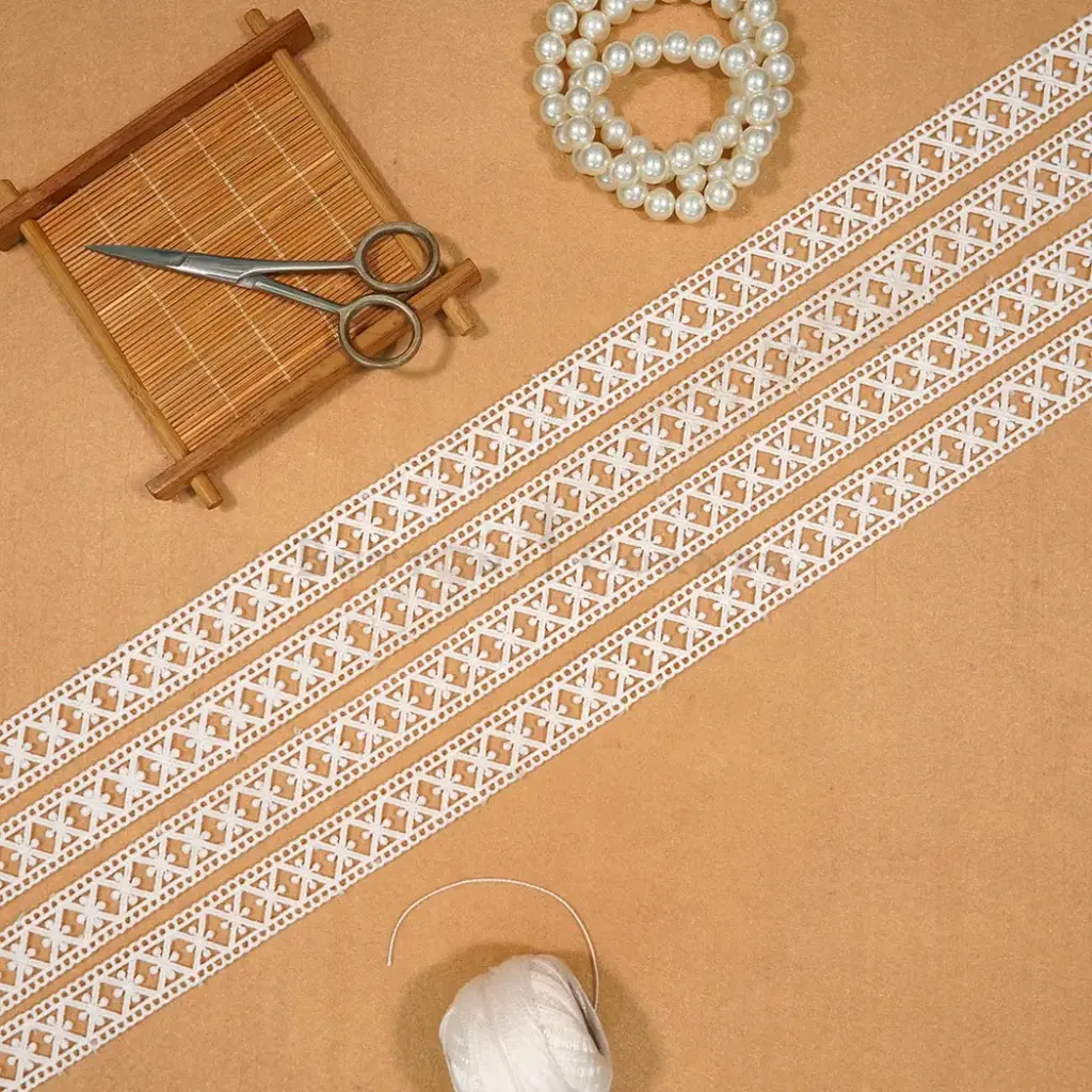Double Side Border Shuttle Lace