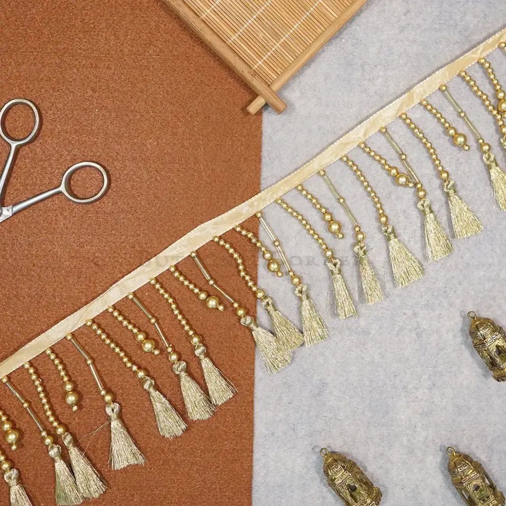 Fancy Crystal Pearl Hanging Lace