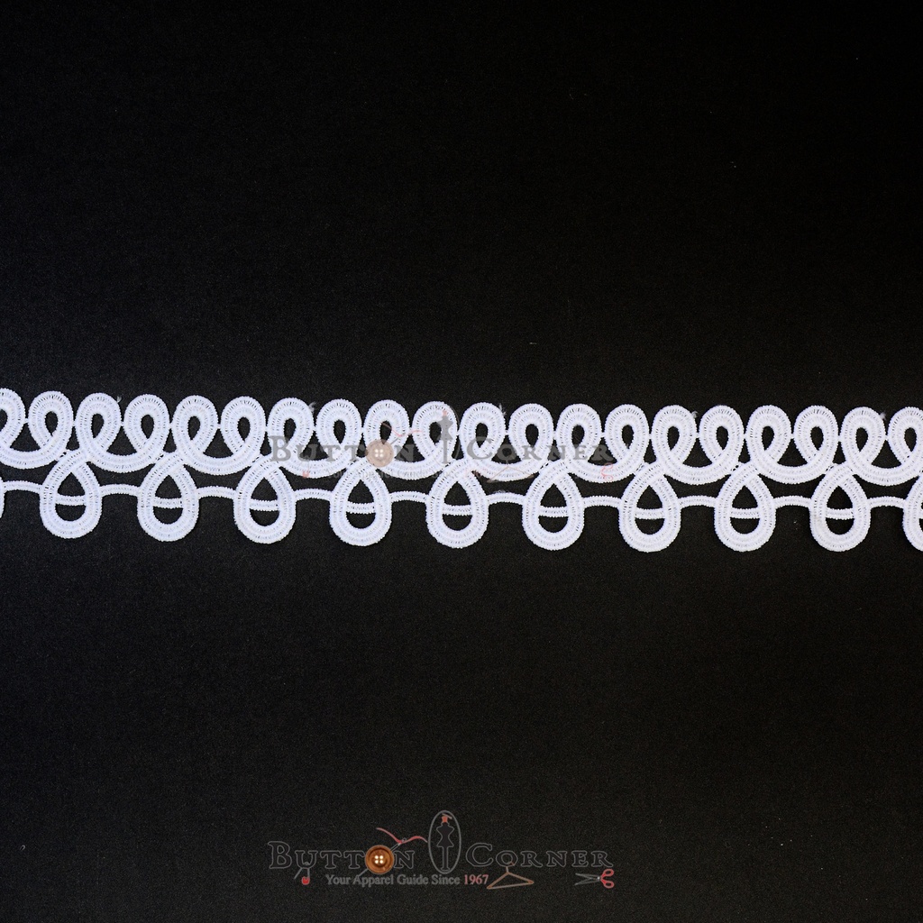 One Side Border Shuttle Lace