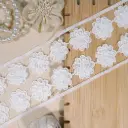 One Side Border Shuttle Lace