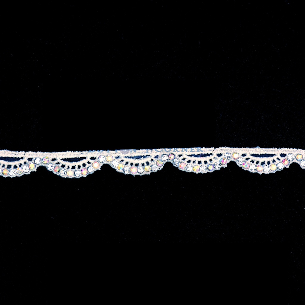 Fancy Shuttle Crystal Lace