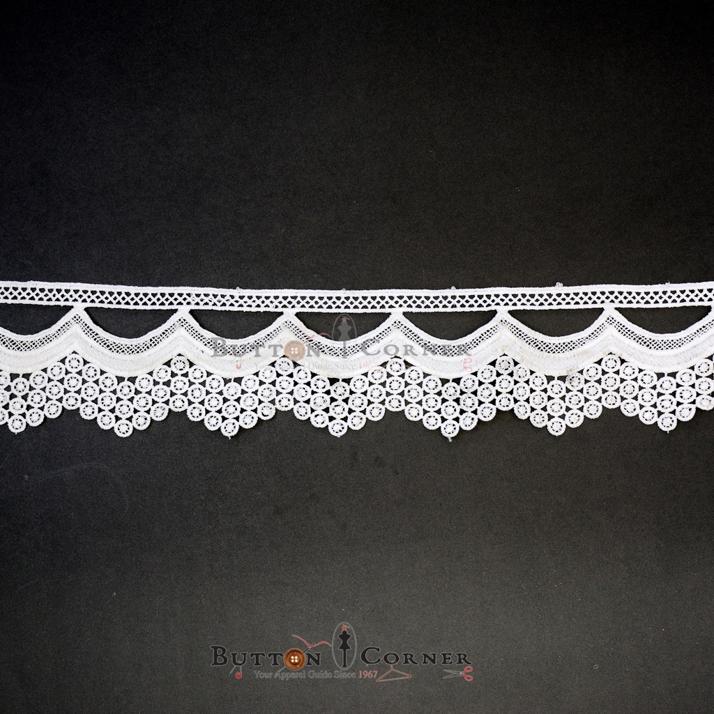 One Side Border Shuttle Lace